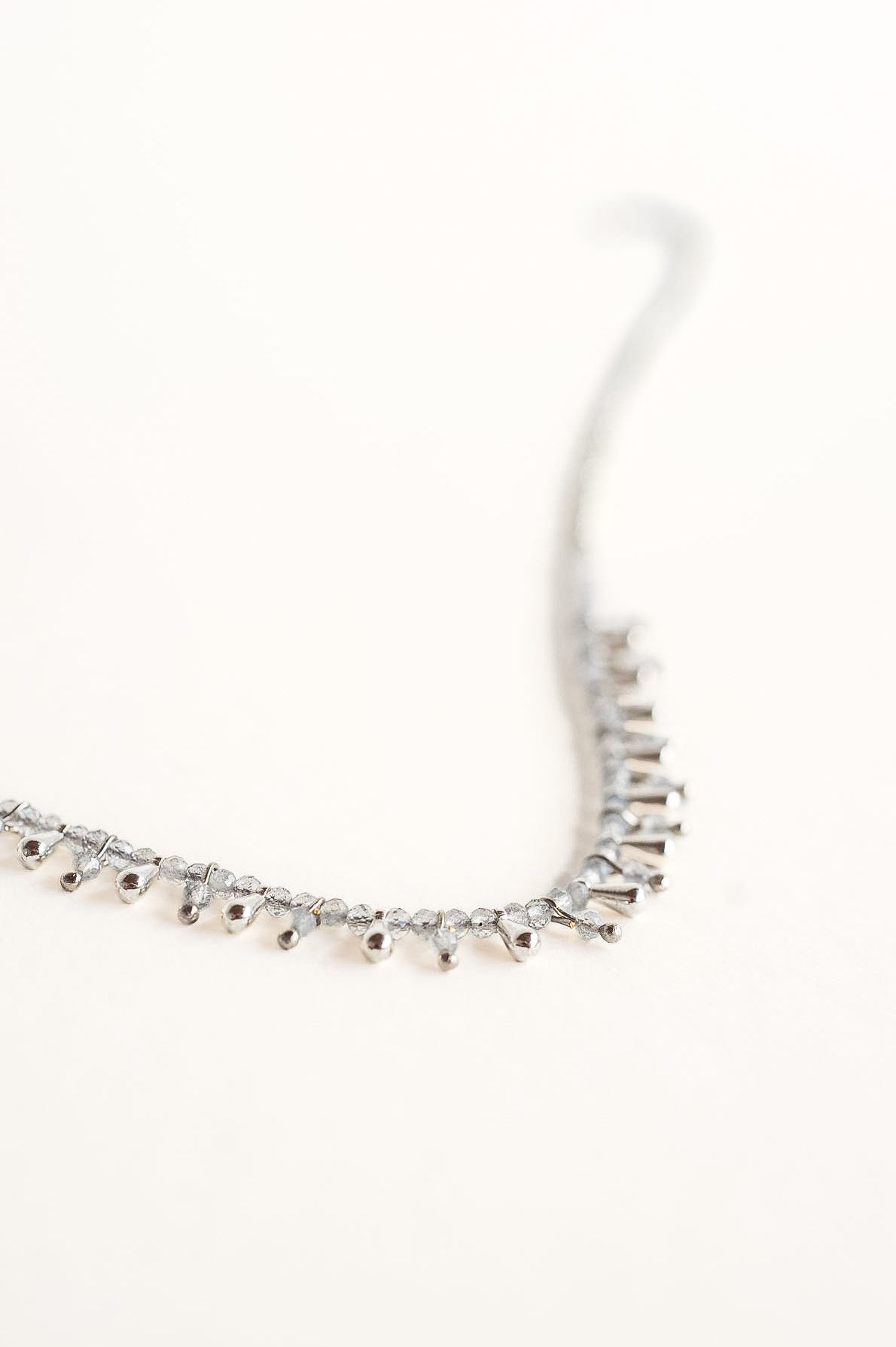 ZAHRA • Collana